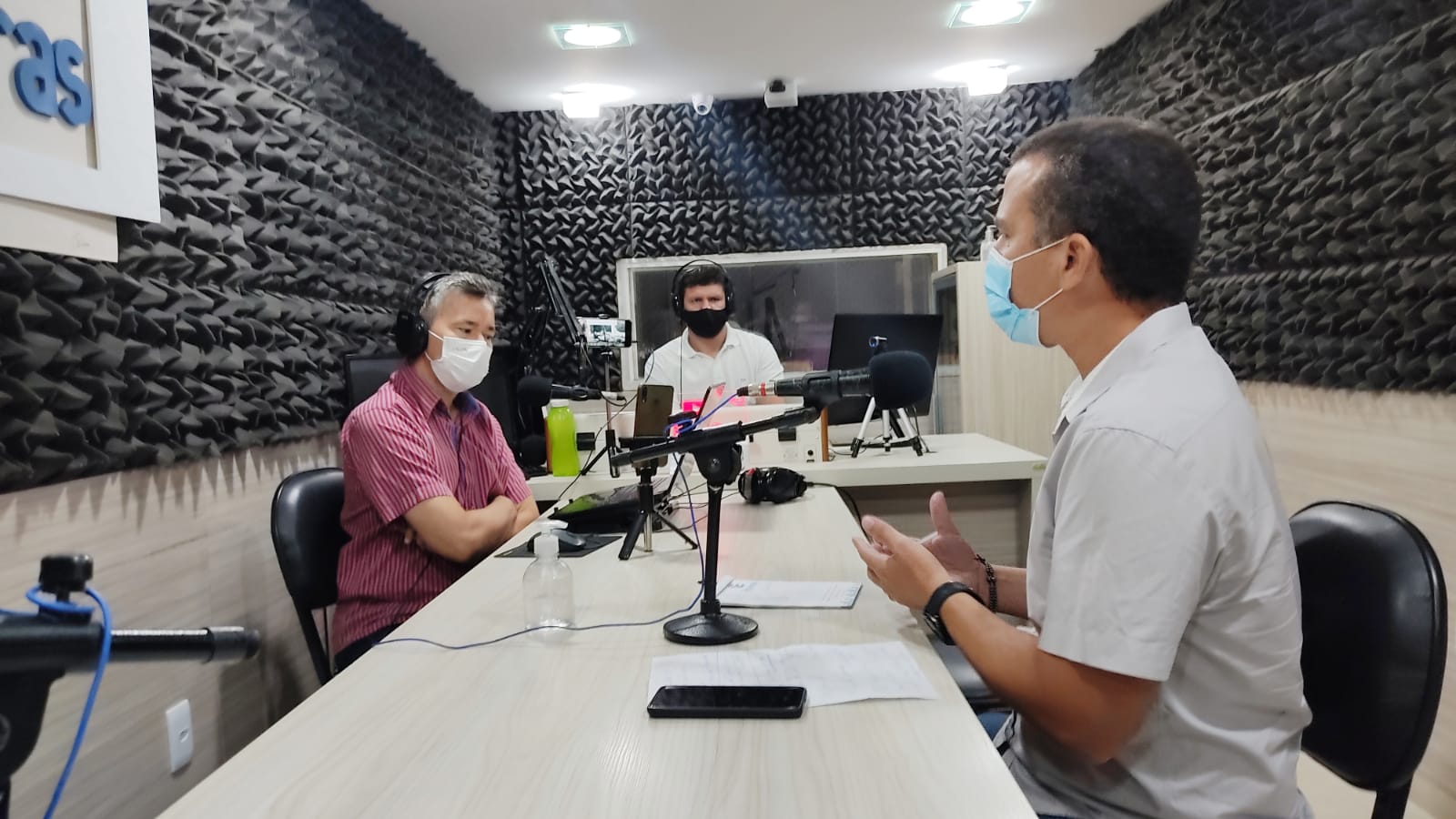 Dr. Érico ressalta apoio ao Nacional de Patos e lamenta atraso da Prefeitura Municipal no repasse de patrocínio ao clube. Ouça