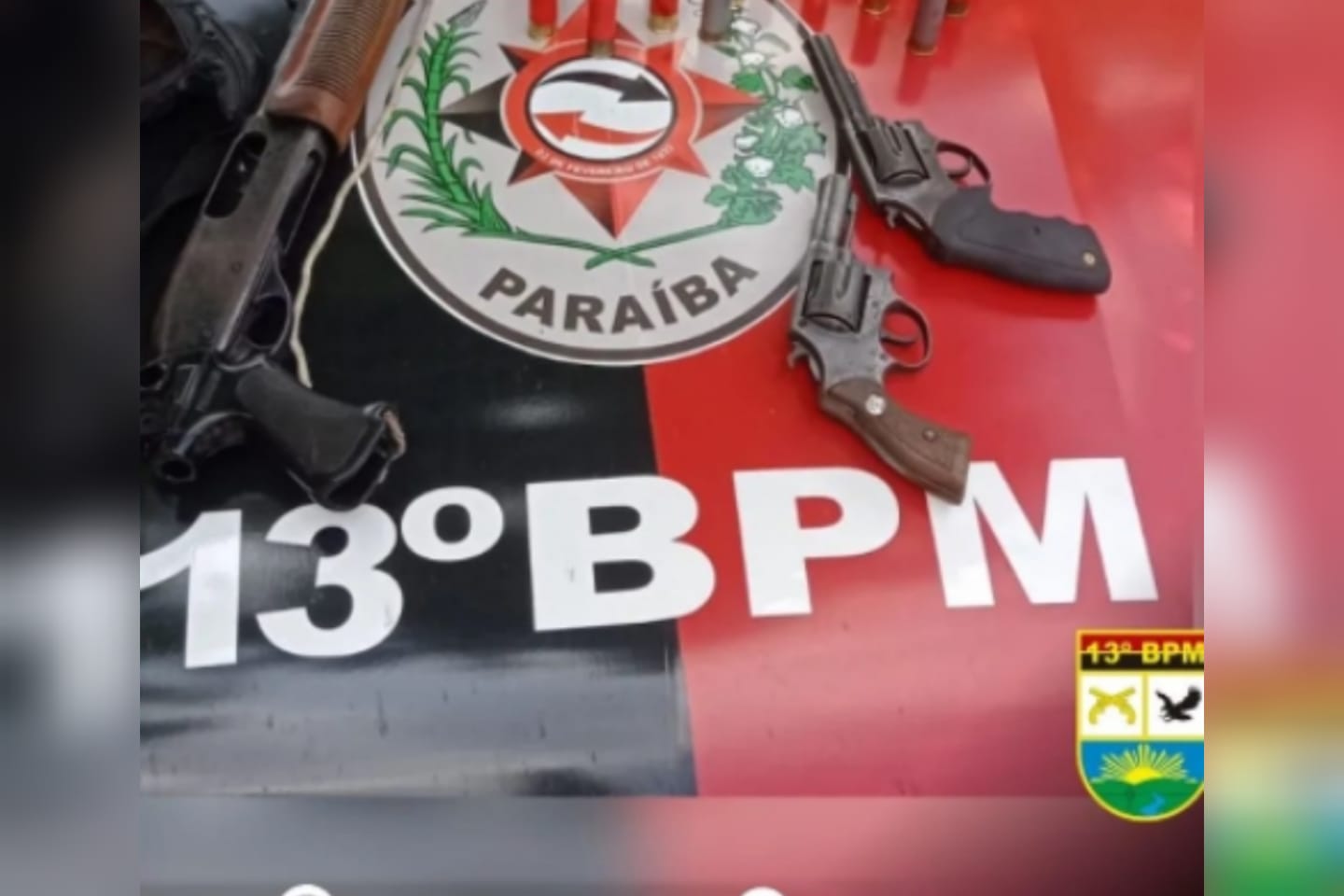 Polícia Militar cumpre neste domingo (06), mandado de busca e apreensão e apreende armas em Itaporanga