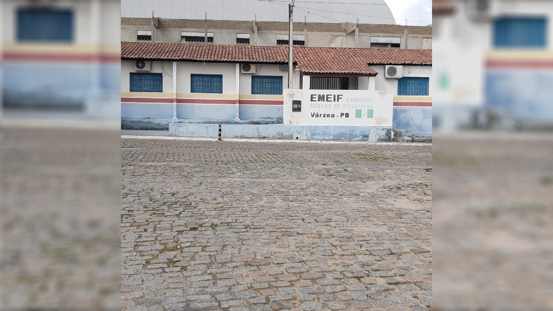 Pais de alunos de Várzea relatam que município tem duas escolas e ambas estão sem funcionar; prefeito explica