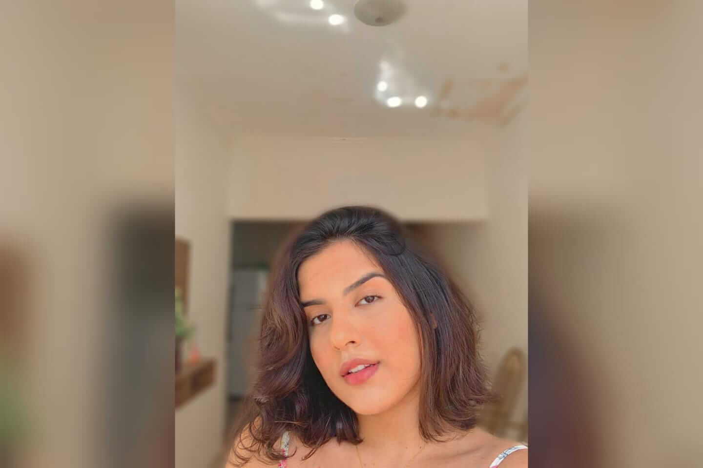 Jovem Hosana Micaele, estudante da EECIT Lynaldo Cavalcanti, em Patos, obtém 940 pontos na redação do ENEM