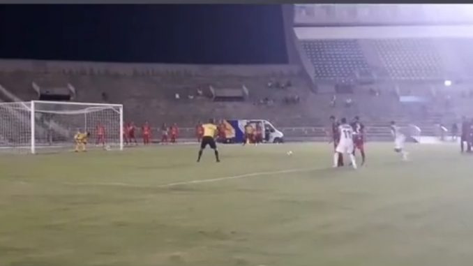 São Paulo Crystal bate Auto Esporte e assume liderança isolada do Grupo A do Paraibano