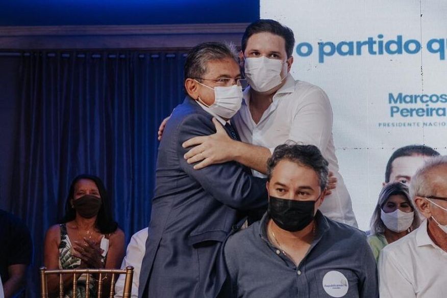 Hugo Motta diz que Adriano Galdino é quadro preparado para vice de João Azevêdo, mas prioridade é reeleição do governador