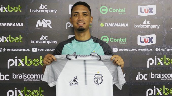 Treze acerta com dois reforços e dispensa três jogadores