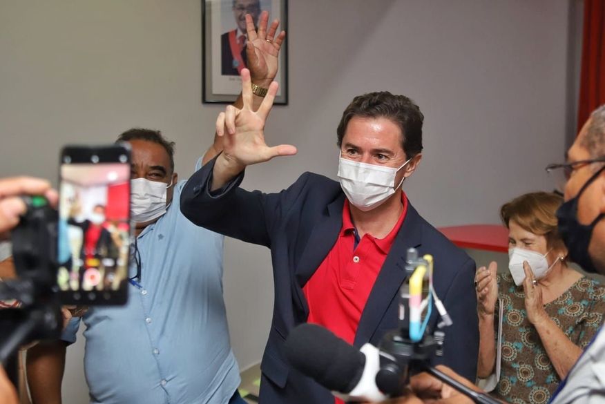 Veneziano é anunciado pelo MDB como pré-candidato a governador