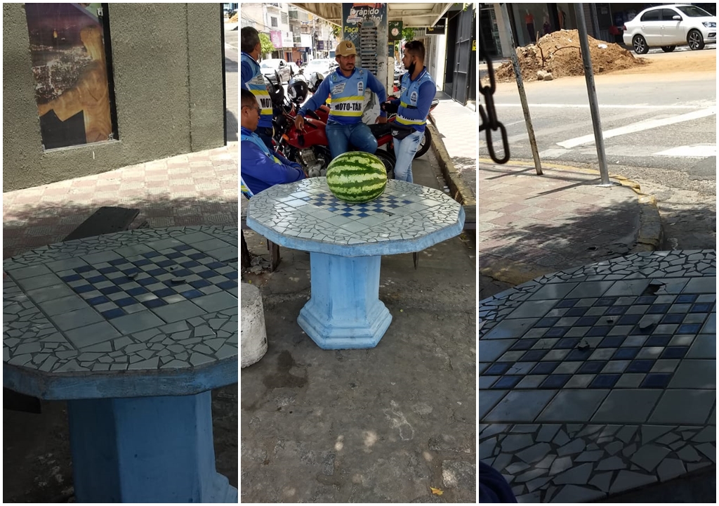 Mototaxistas reclamam de mesa de damas colocada junto a praça: “Gera briga e palavrões”. Guarda Municipal irá verificar a situação