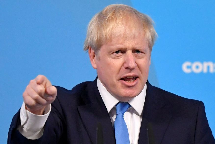Boris Johnson anuncia fim das restrições contra a Covid-19 no Reino Unido
