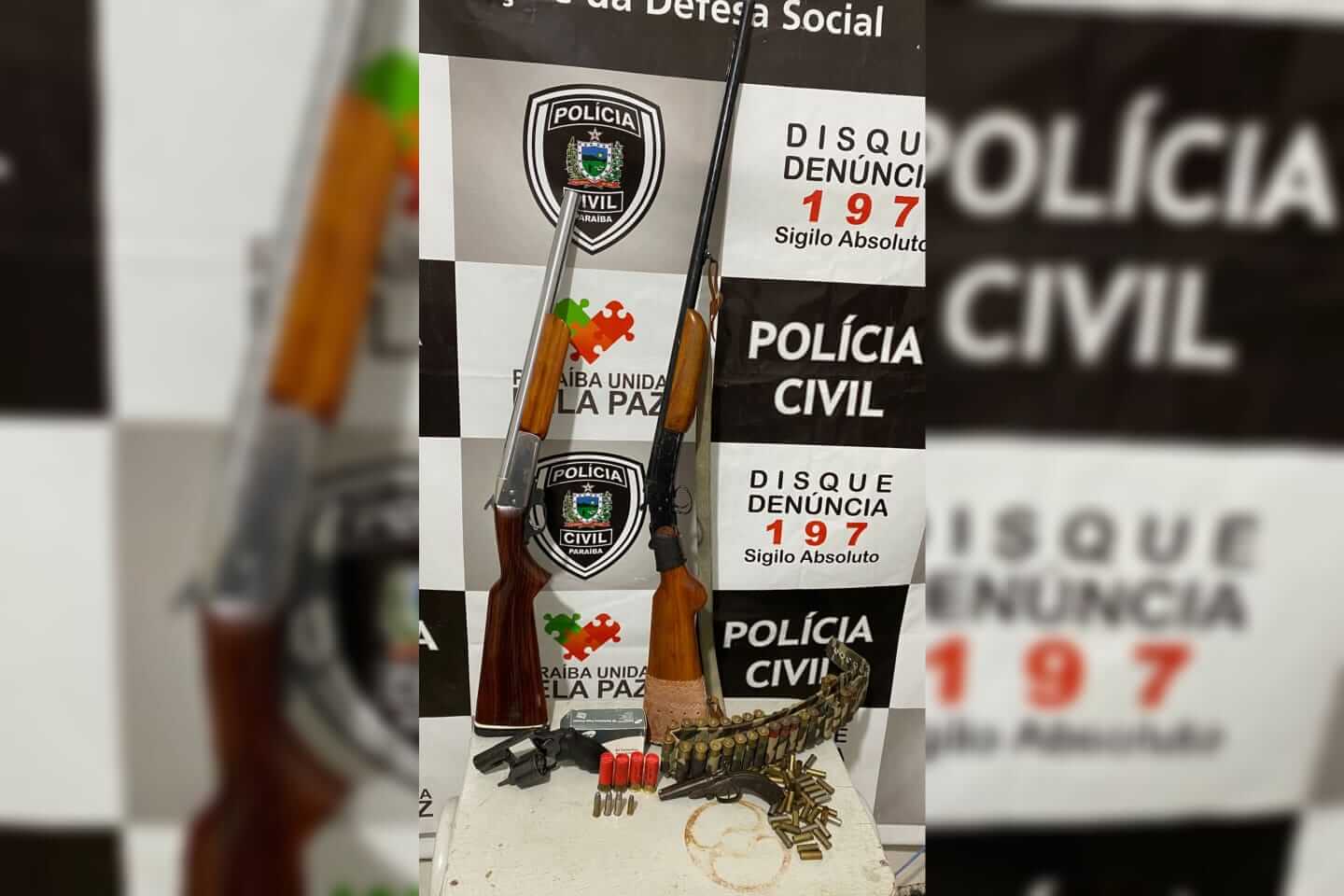 Polícia Civil apreende quatro armas de fogo e várias munições no município de Paulista