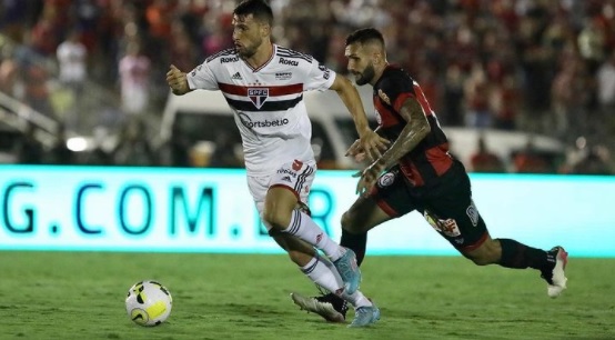 Campinense segura o São Paulo, mas é eliminado da Copa do Brasil
