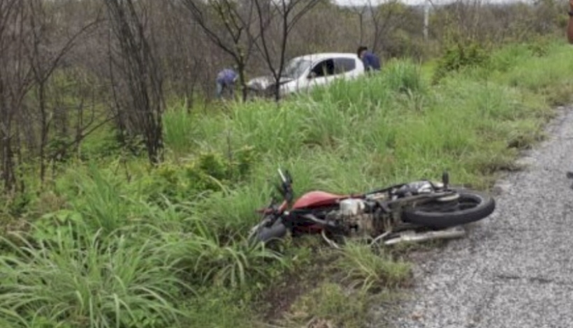 Acidente envolvendo quatro veículos deixa uma pessoa morta e outra ferida na BR 361