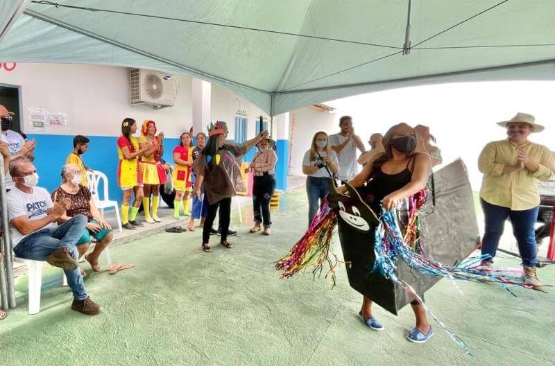Moradores do bairro Alto da Tubiba são contemplados com ações do Programa Patos pra frente