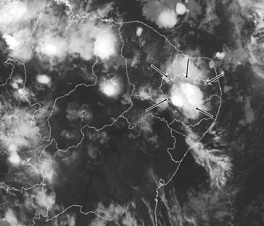 Choveu forte em Patos e vários municípios da região nas últimas horas. Imagem de satélite mostra a causa da chuva