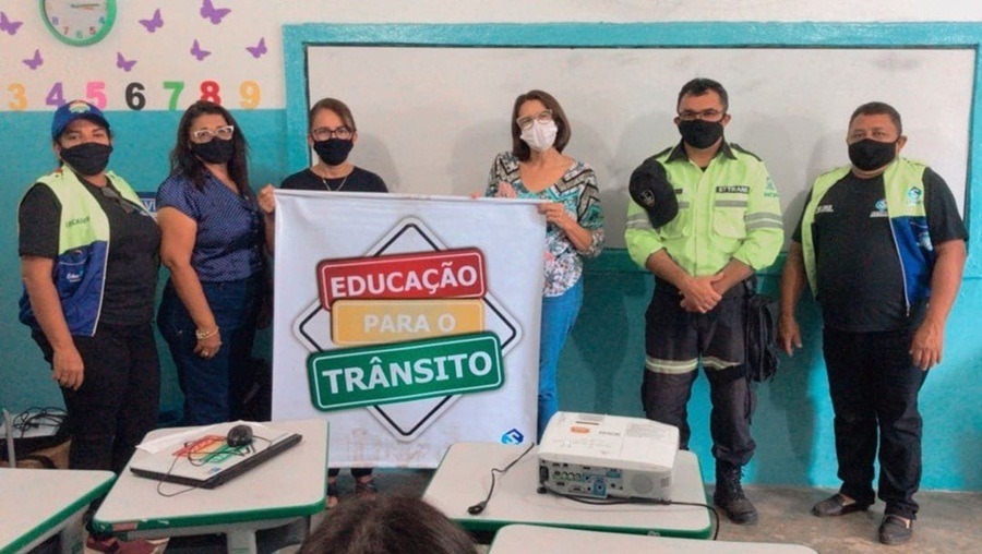 STTRANS realiza atividade de educação para o trânsito para alunos da Rede Municipal de Ensino