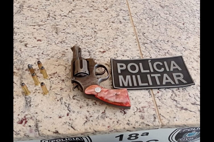 PM prende homem por Porte Ilegal de Arma de Fogo durante abordagens em Catolé do Rocha