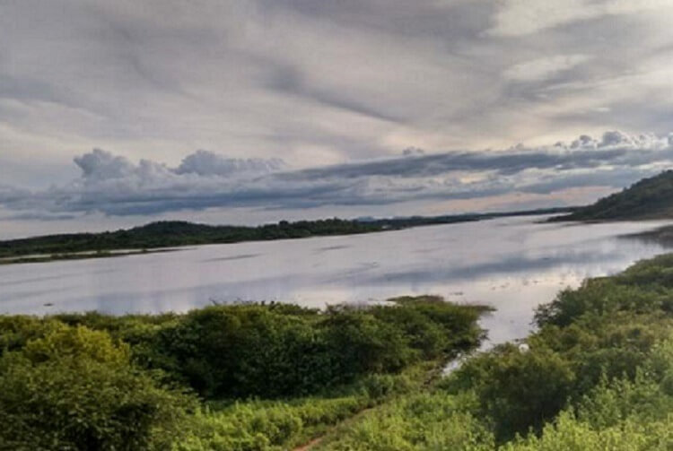 Cajazeiras acumula quase 800 mm de chuvas em 2022 e açudes do Vale do Piancó sangram