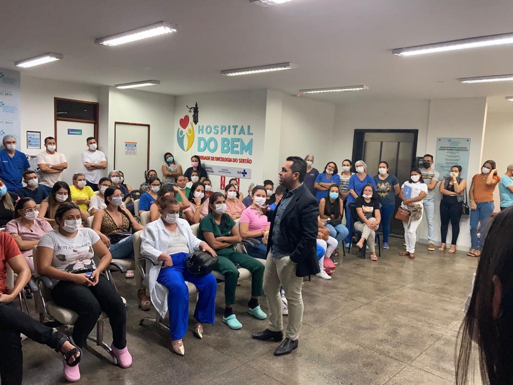 Direção do Complexo Hospitalar de Patos confirma encerramento dos contratos temporários de profissionais que atuaram na pandemia