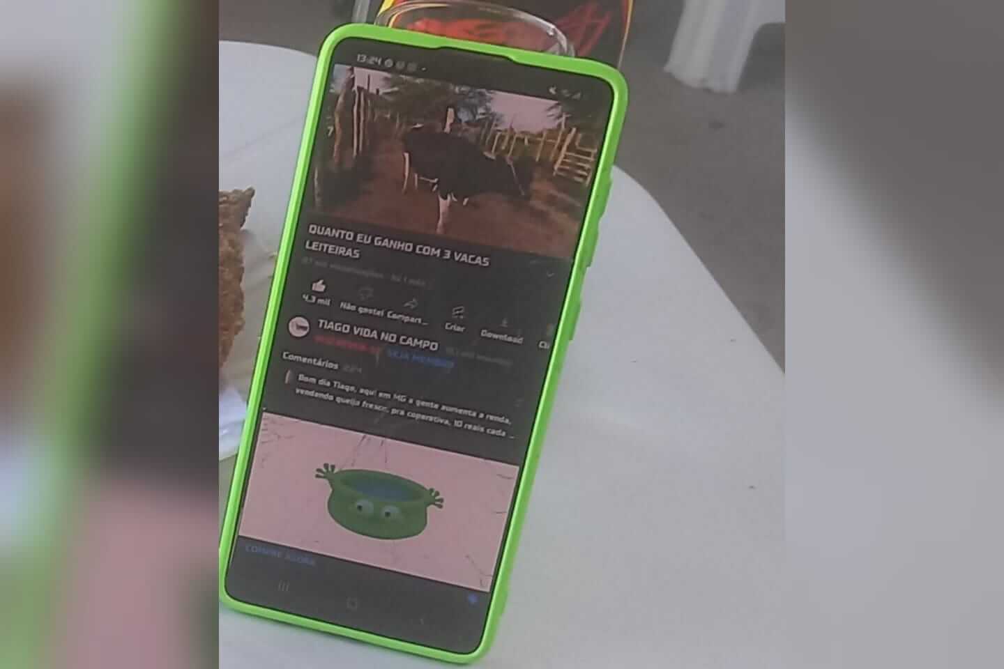 Construtor Civil perde aparelho celular e carteira na noite deste sábado (02), no bairro Novo Horizonte, em Patos, e oferece recompensa para quem encontrar