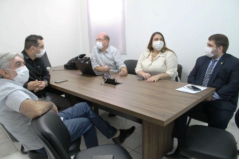 Prefeitura de Patos se reúne com CGU para aderir ao Programa Time Brasil