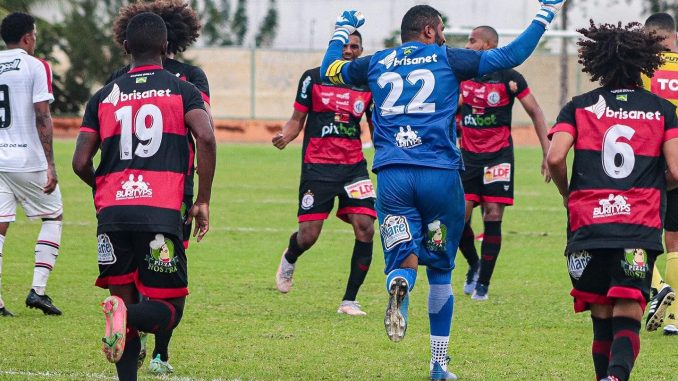 Mauro Iguatu marca e garante a vitória do Campinense sobre o Atlético-CE