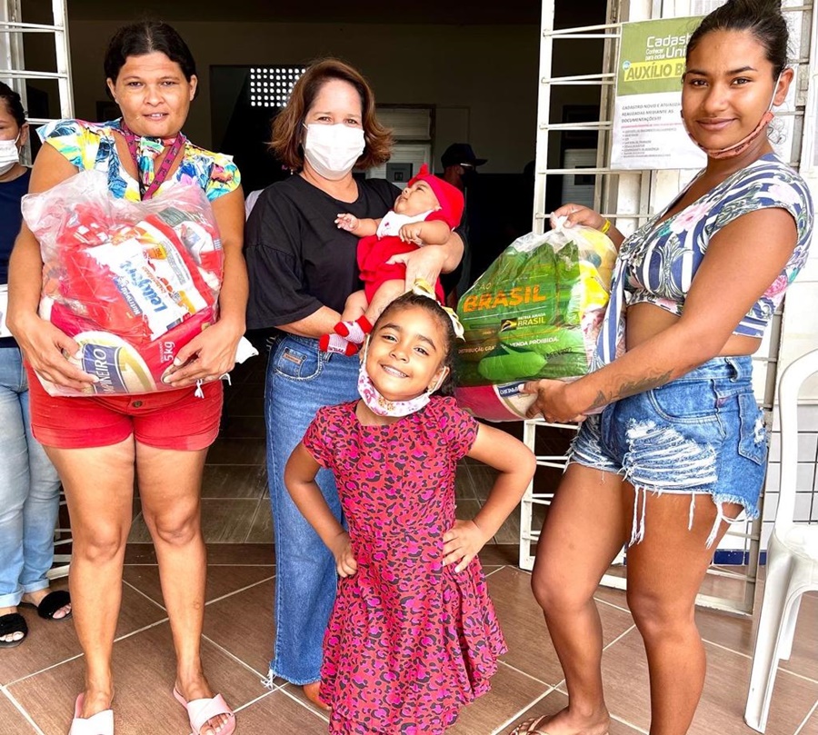 Prefeitura de Patos realiza entrega de 1.500 cestas básicas para famílias em vulnerabilidade social