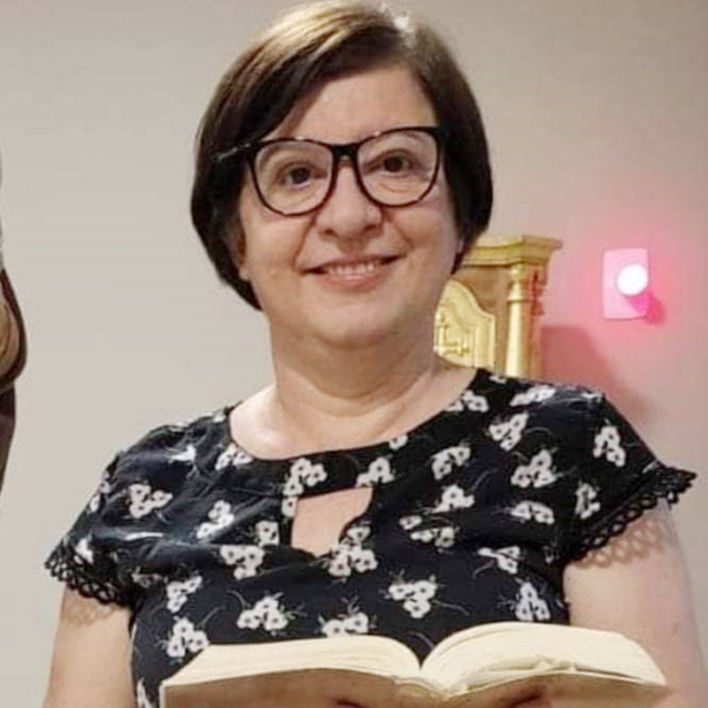 Situações enfrentadas dentro e fora do ambiente escolar é motivo de reflexão pela professora Maria Joseny