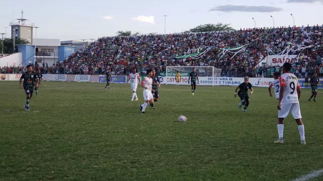 Nacional de Patos goleia São Paulo Crystal e garante vagas na semifinal do Paraibano e Série D do Brasileiro