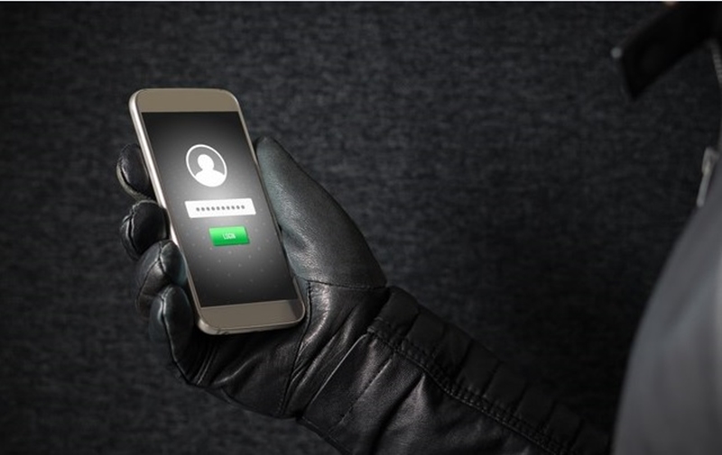 Polícia Civil alerta para golpes em redes sociais: “Não cliquem em links promocionais”, diz delegado - ouça