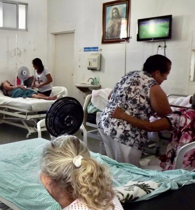 Hospital de Patos reabre na próxima segunda-feira (25) visita aos pacientes de UTI e enfermarias