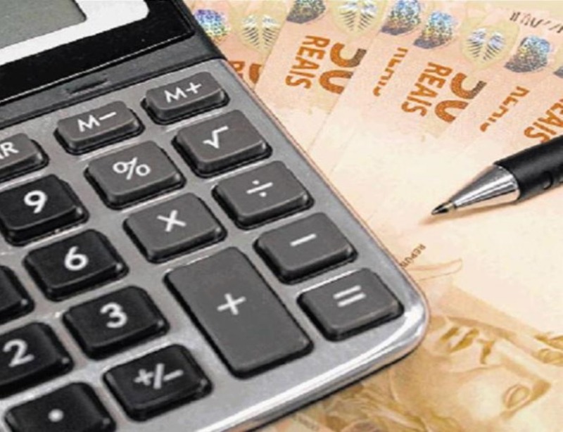 Professores de Passagem recebem reajuste salarial do magistério retroativo ao mês de janeiro de 2022