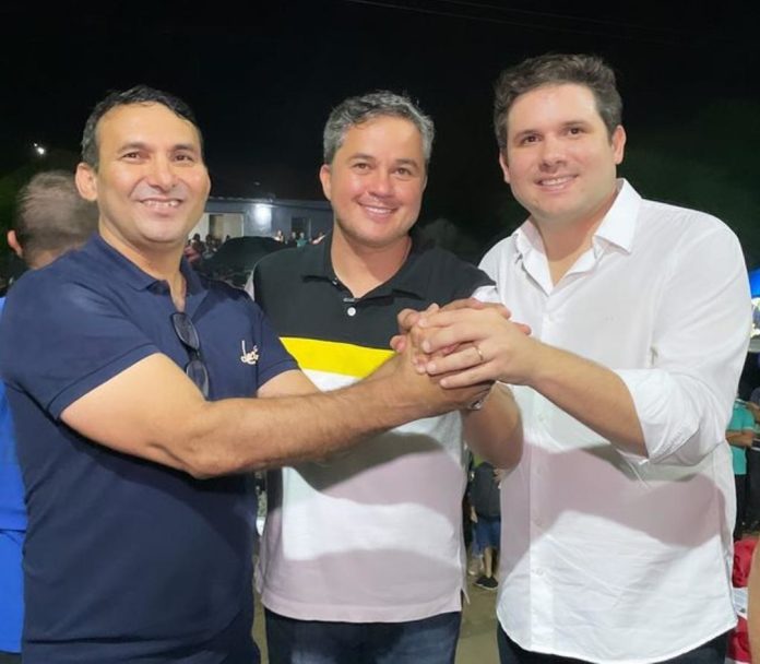 Em Desterro: Hugo Mota reafirma compromisso com Efraim para Senado