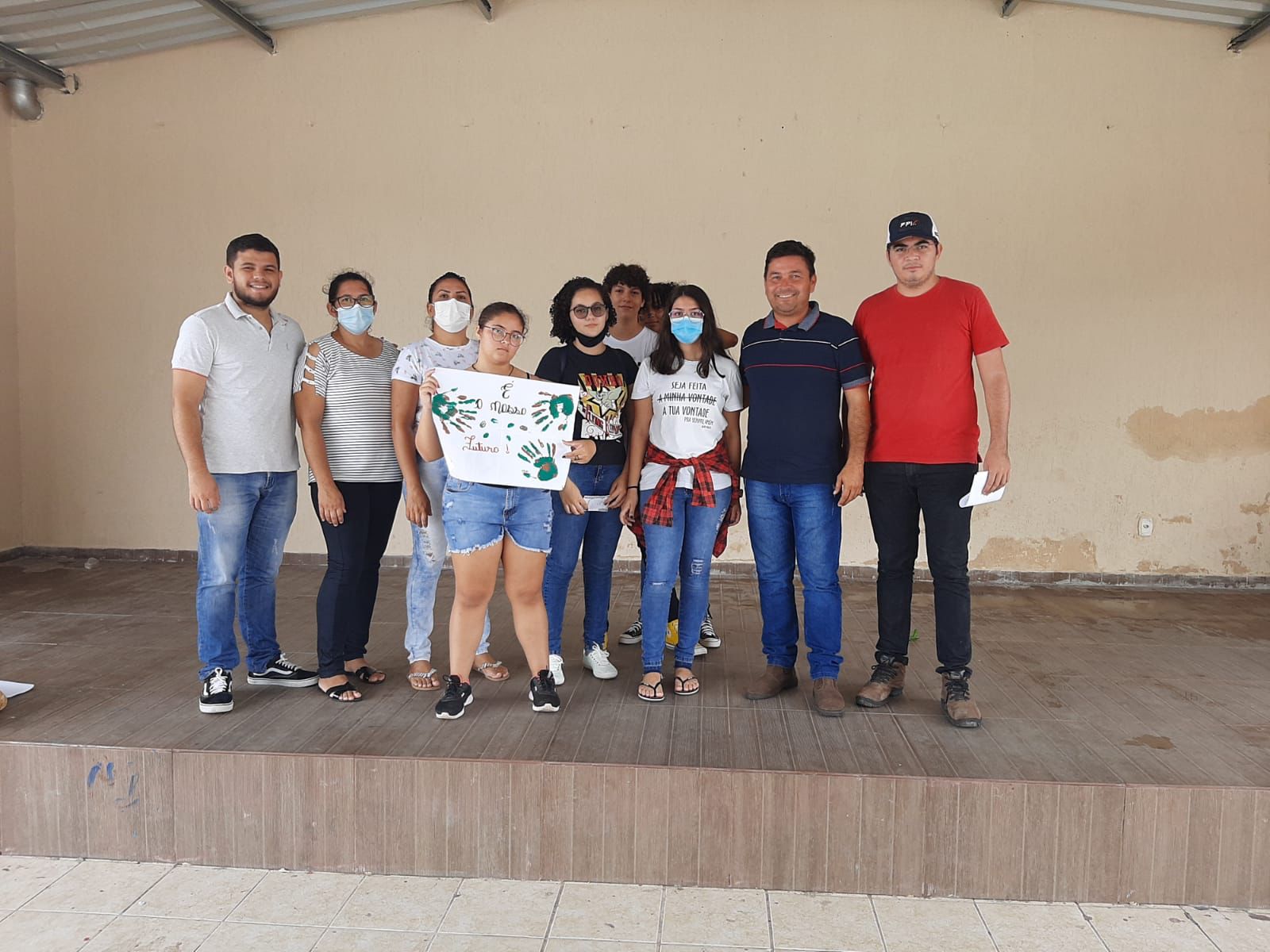 Chefe de gabinete de Condado comenta manifestação de alunos por falta de energia em escola estadual há pelo menos dois anos. Vídeo