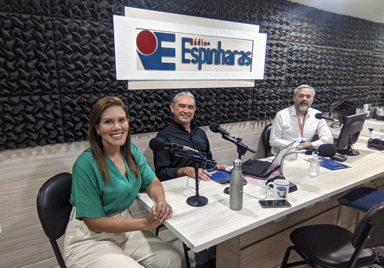 Em entrevista à Rádio Espinharas de Patos, Germana Wanderley destaca receptividade de sua pré-candidatura e a necessidade da participação da mulher na política