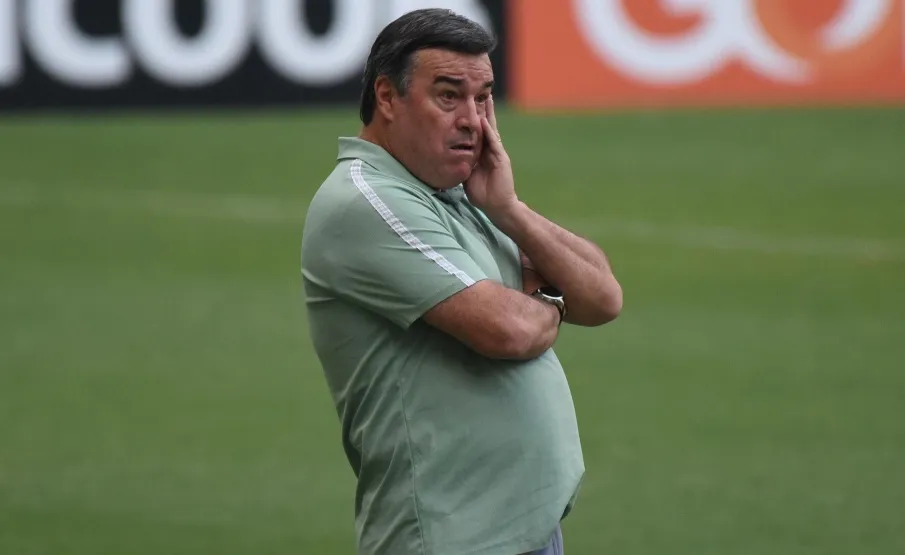 Cuiabá anuncia a demissão do técnico Pintado