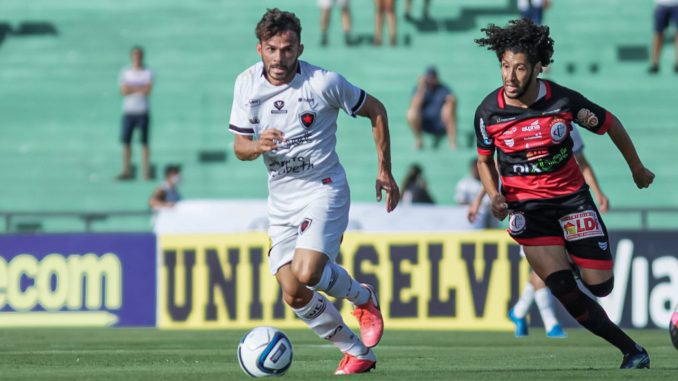 Botafogo-PB e Campinense iniciam decisão do título Paraibano de 2022