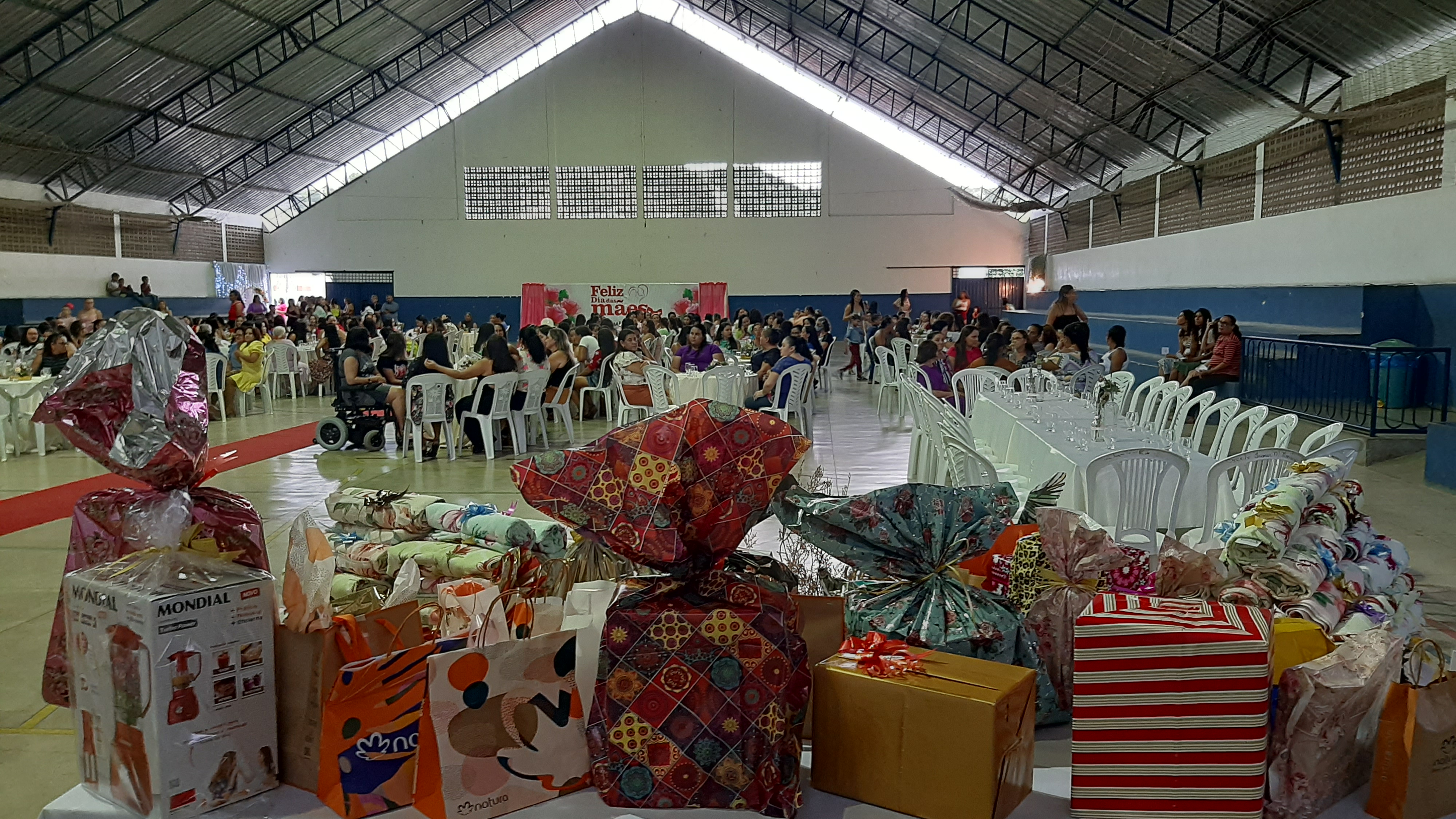 Chá das Mães realizado pela Prefeitura de Mãe d’Água supera expectativas de participação e reúne centenas no Ginásio Municipal
