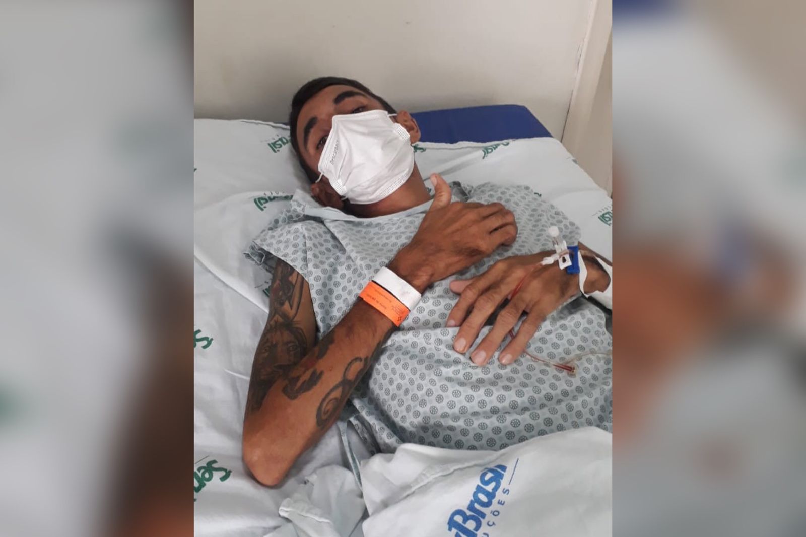 Amigos fazem campanha solidária para jovem que passou por procedimento cirúrgico e precisa de ajuda; Veja