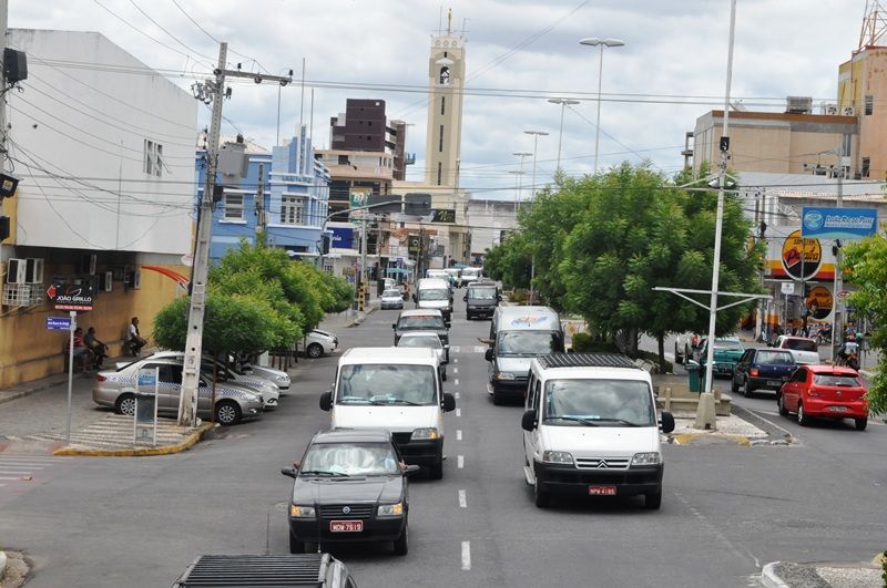 Frota de veículos em Patos cresceu mais de 20% nos últimos 5 anos