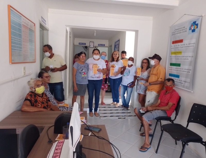 Equipe técnica do CRAS visita Unidade de Saúde para apresentar campanha do Maio Laranja