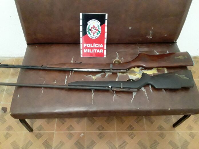 Polícia Militar prende dois homens por lesão corporal, posse ilegal e disparo de arma de fogo, em Várzea