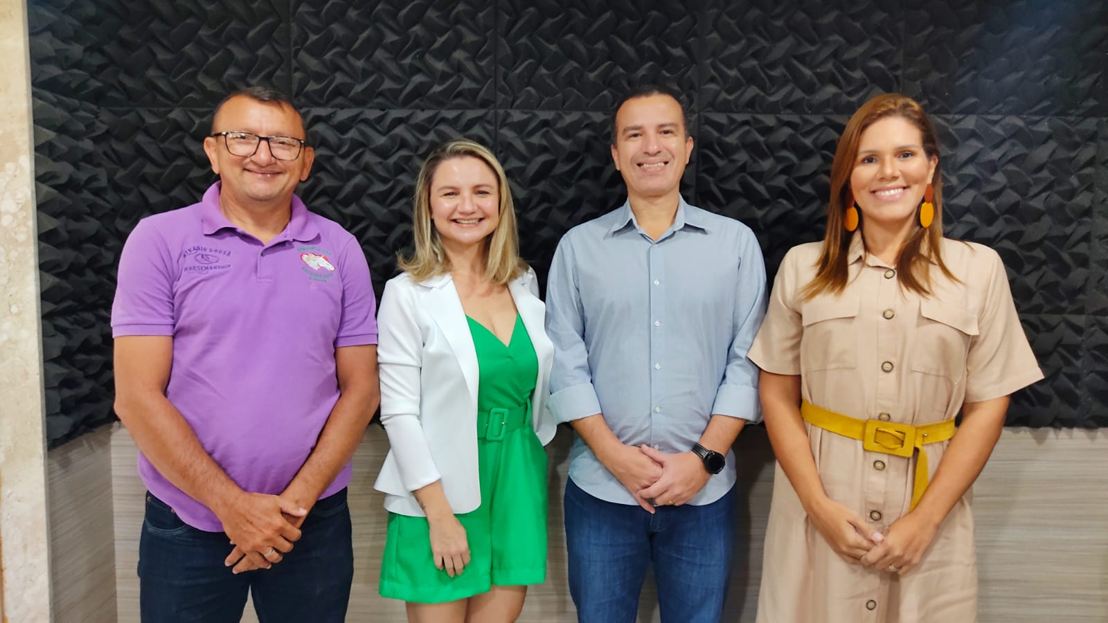 Programa Dialogando com Germana Wanderley discute diversidade humana e inclusão social