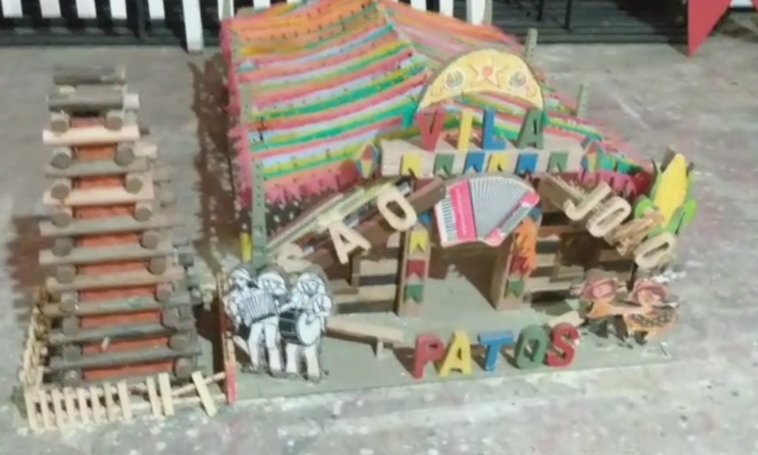 São João de Patos: Vila São João e Terreiro do Forró ganham decoração e começam a ser montados