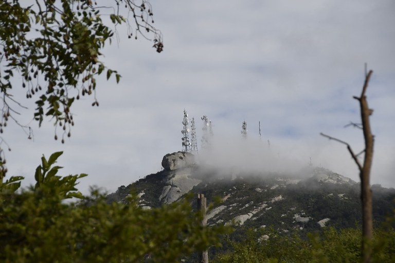 Onda de frio muda clima no Sertão e Maturéia registra mínima de 13ºC, Teixeira 15ºC, Cacimbas 15ºC, Desterro 16ºC, Mãe d'Água 17ºC e Patos 19ºC, nesta segunda-feira (06). Confira