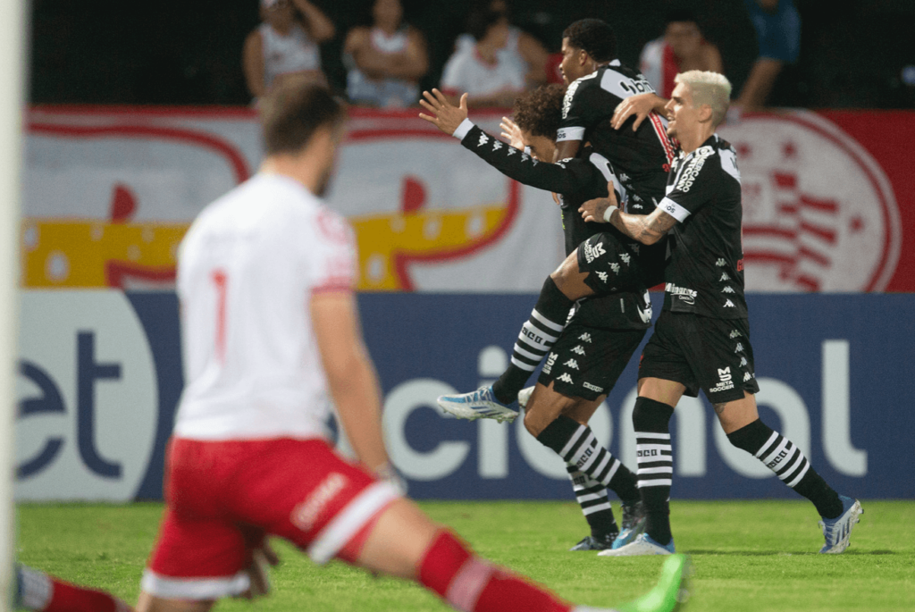 SÉRIE B: Vasco e Grêmio vencem; Ponte sai da degola
