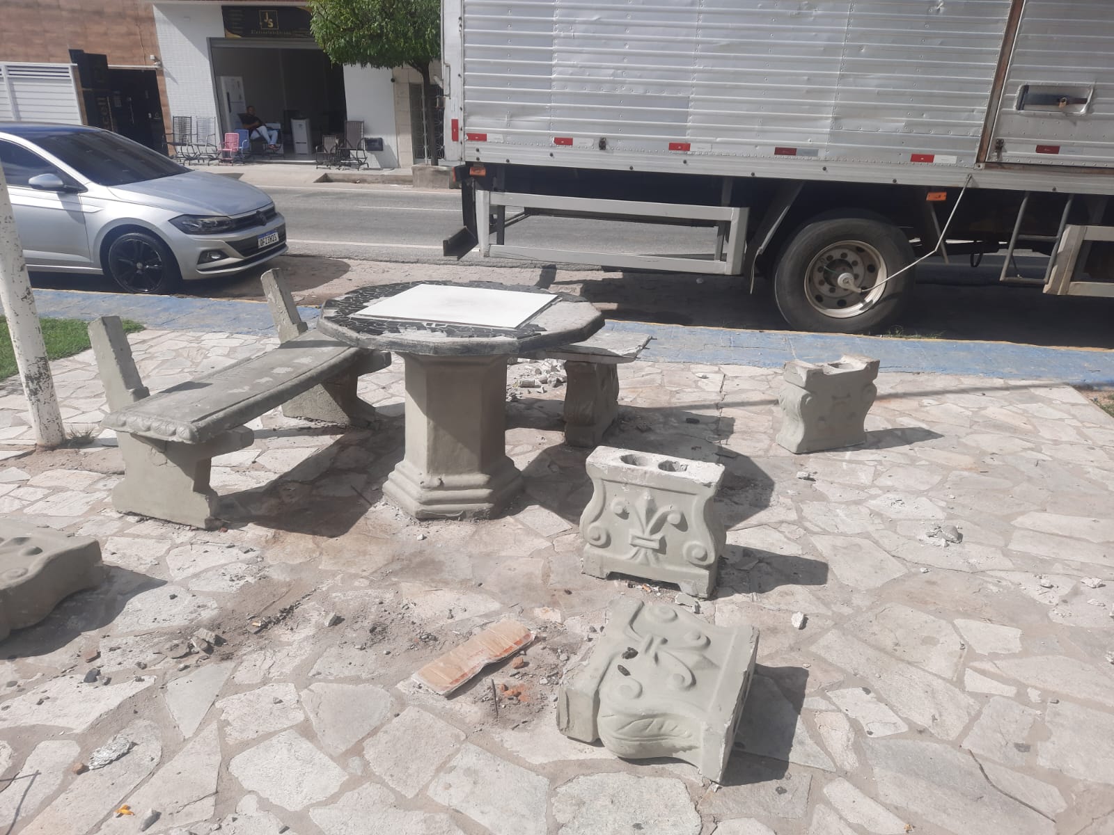 Guarda Civil de Patos, em parceria com a PM, identifica autor de depredação ao patrimônio público