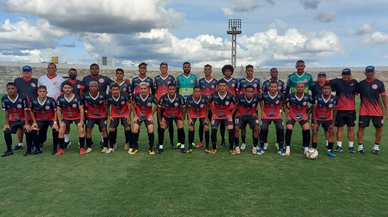 São Paulo Crystal-PB encara América-RN precisando vencer