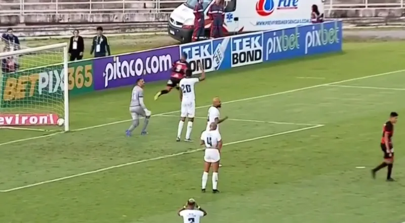 Campinense toma virada do Manaus e entra na zona de rebaixamento