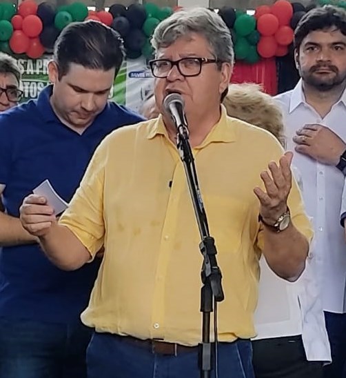 João Azevêdo diz que está confiante em ter Aguinaldo Ribeiro na chapa majoritária e espera definição nos próximos dias