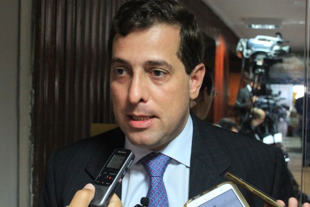 Deputado Gervásio Maia diz que PSB e PP continuam dialogando mesmo após recuo de Aguinaldo Ribeiro