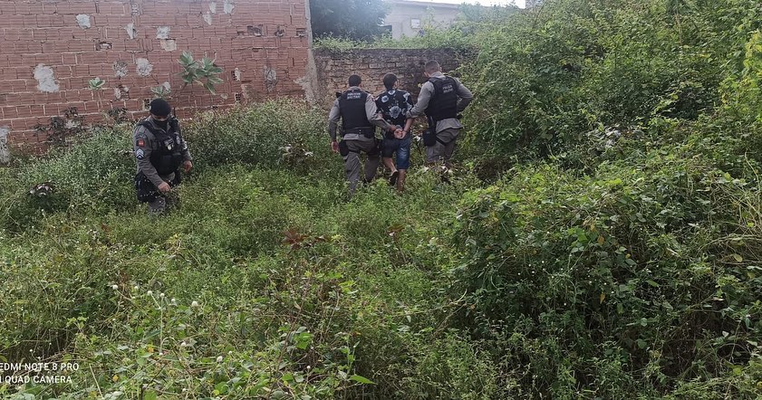 No Vale do Piancó: Homem atira em mulher e foge, mas acaba preso pela polícia em seguida