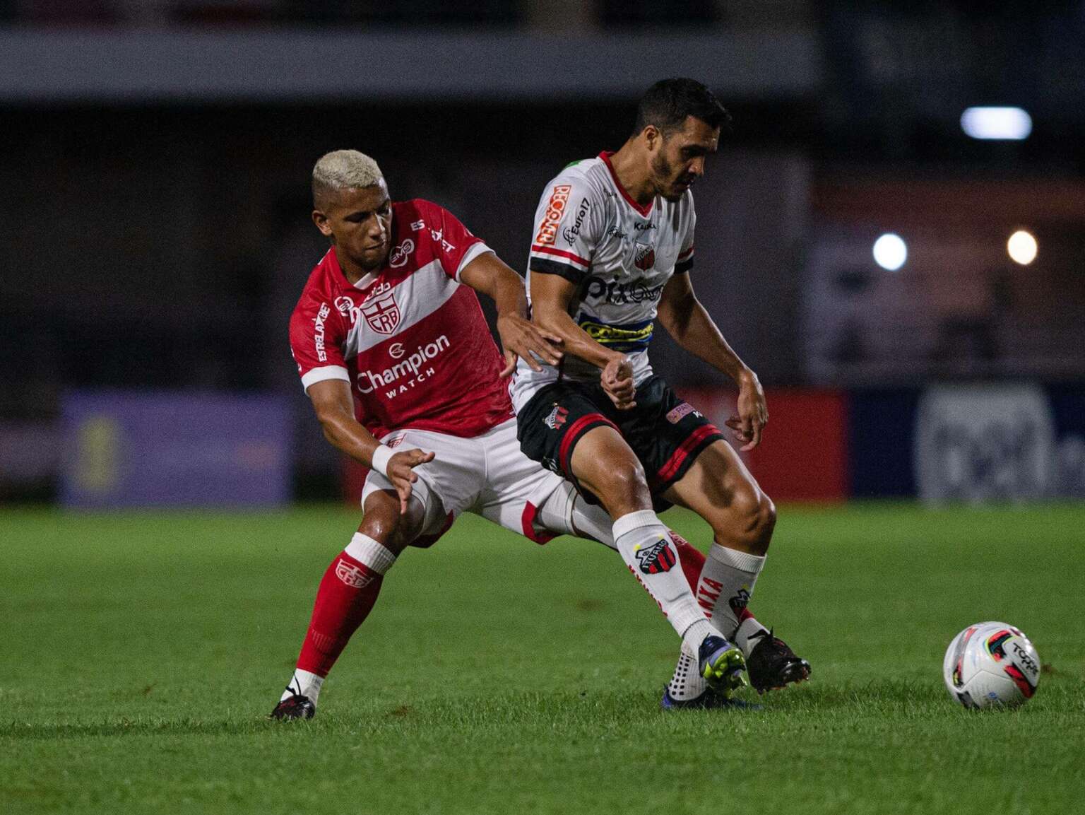 SÉRIE B: Brusque se dá bem no duelo catarinense e CRB e Ituano empatam em Maceió