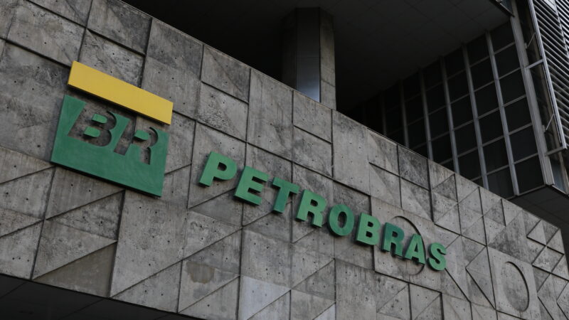 Lideranças recomendam assinatura, e Câmara pode dar entrada em CPI da Petrobras ainda hoje